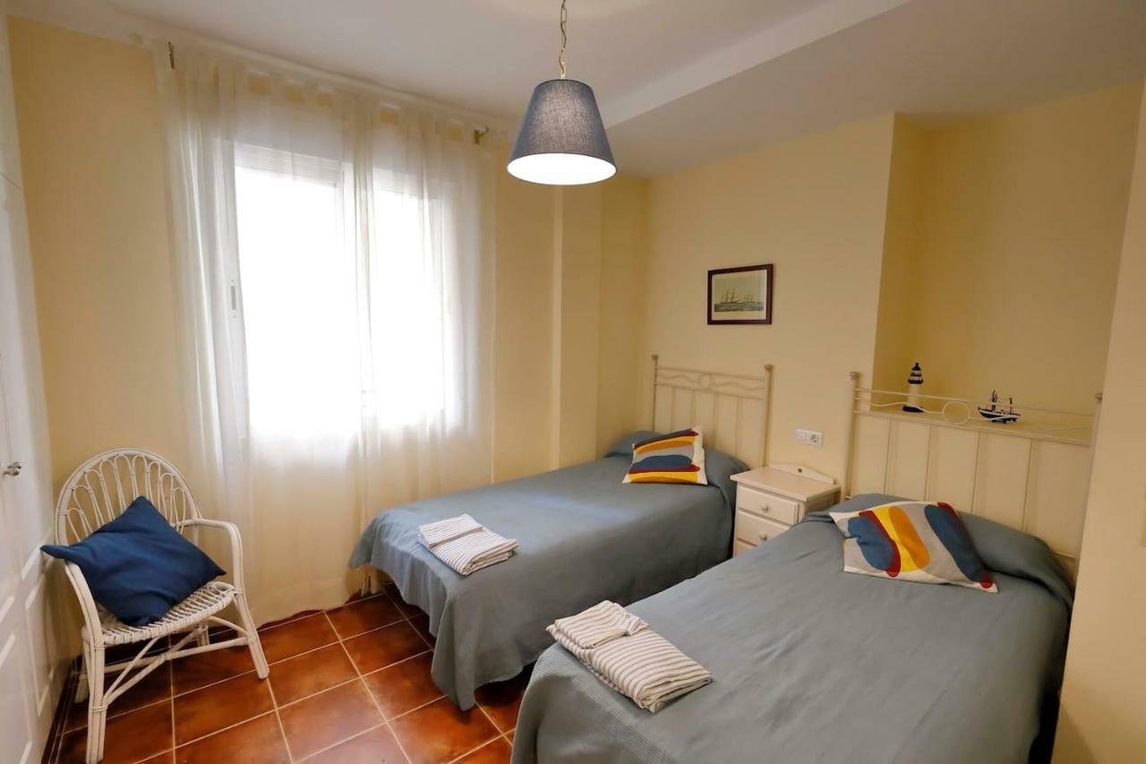 At The Center & Very Close To The Paseo Beach, With Double Garage, Renovated And Fully Equipped Apartment Almuñécar Exteriör bild